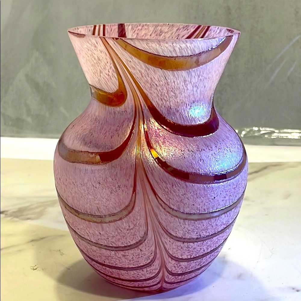 Teleflora Gift Iridescent Pink & Red Elegant Pink Swirl Glass Vase
